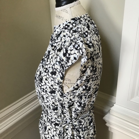 NWOT Charlotte Brody Midi Dress Womens Small Black Blue Silk Tassel Belt V-Neck - Picture 9 of 12